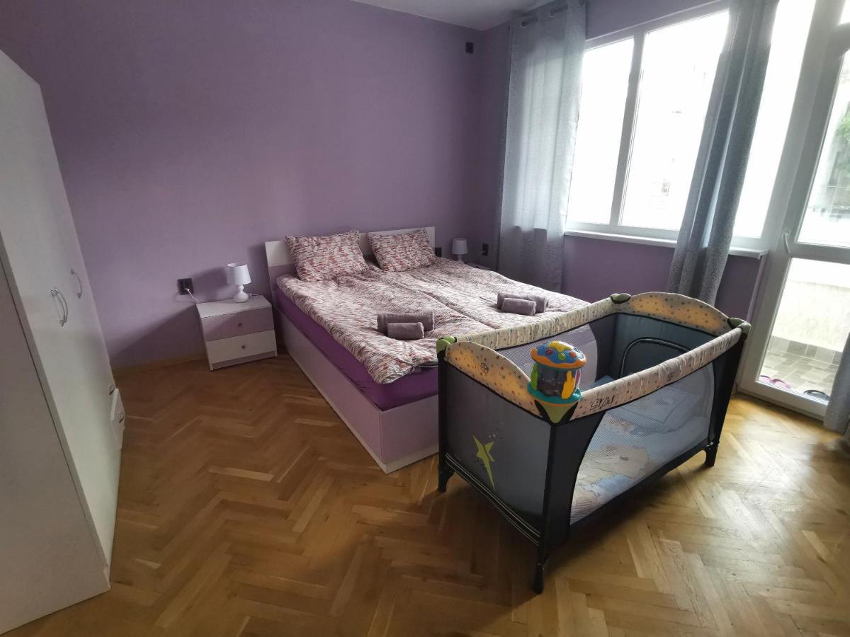 Апартамент За Нощувка, Център! Stara Zagora Eksteriør bilde